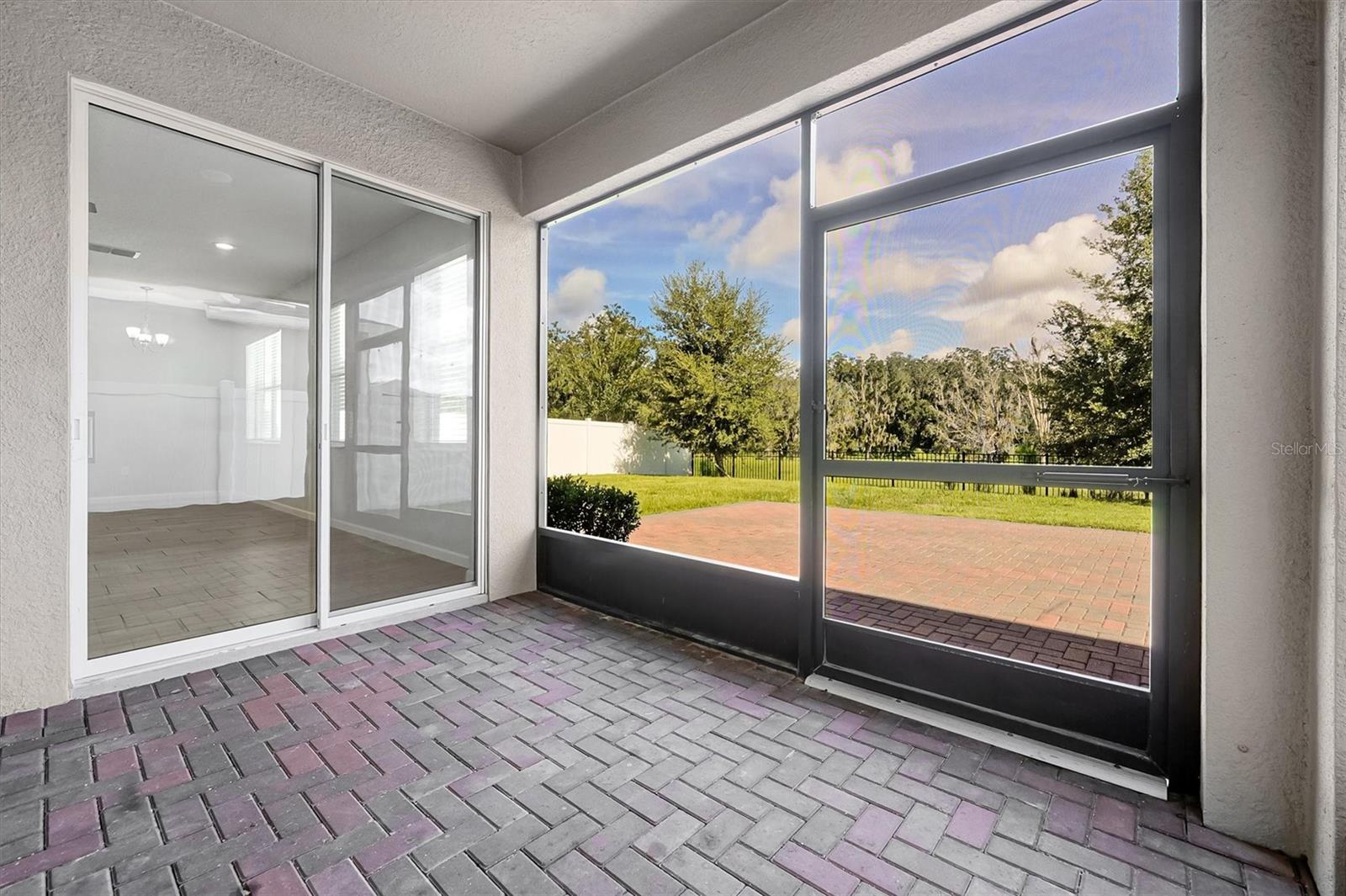 1121 Hendon Loop Property Photo 40