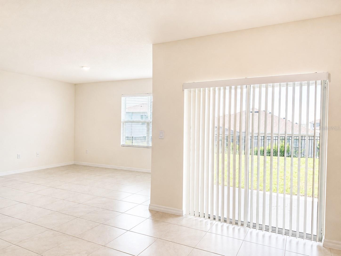 2132 Silver Brook Way Property Photo 15