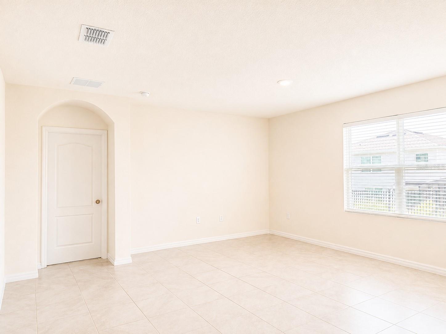 2132 Silver Brook Way Property Photo 16