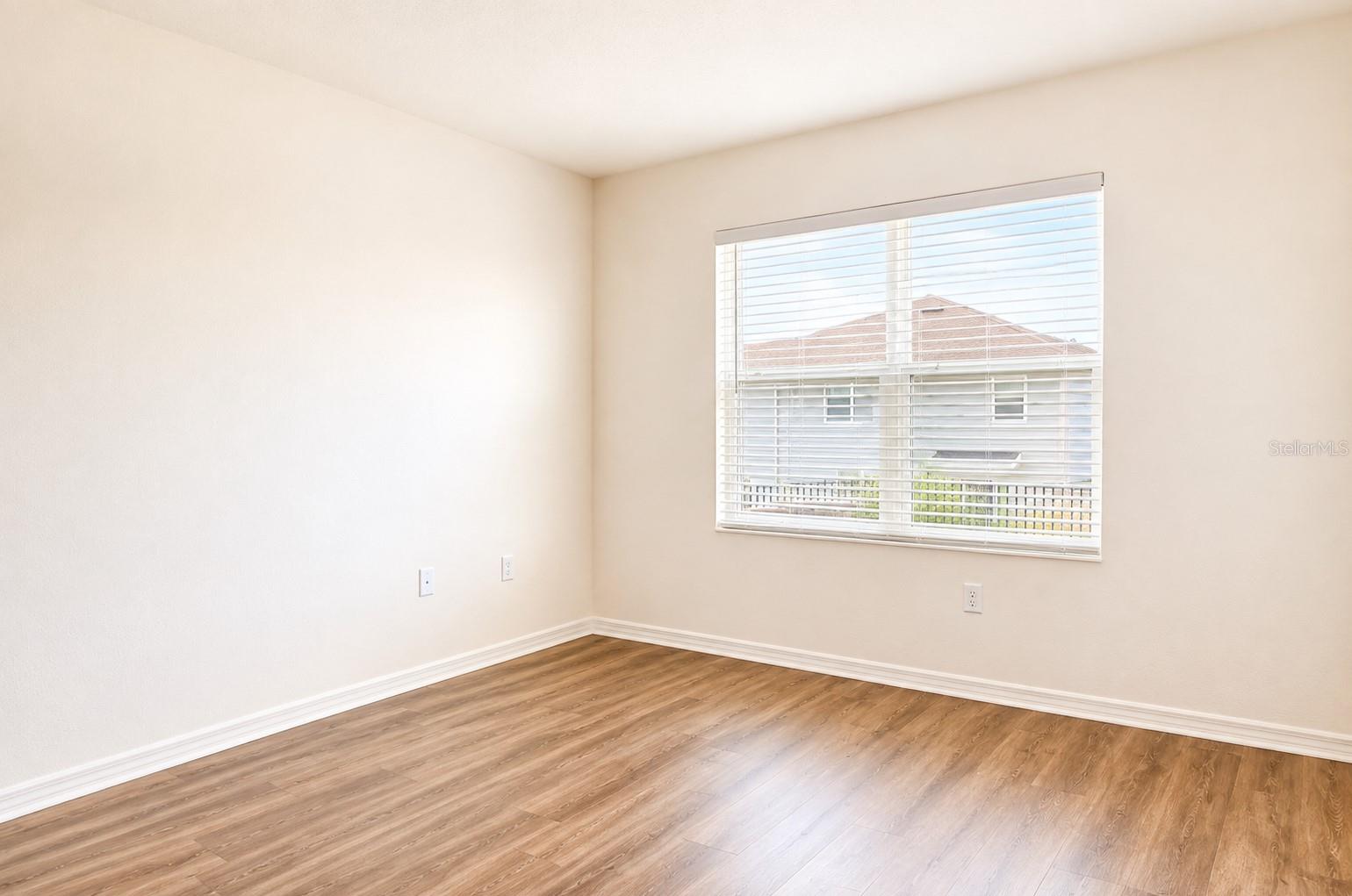 2132 Silver Brook Way Property Photo 17