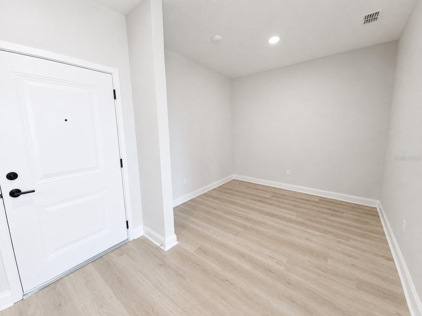 7545 Laureate Blvd #7301 Property Photo 8