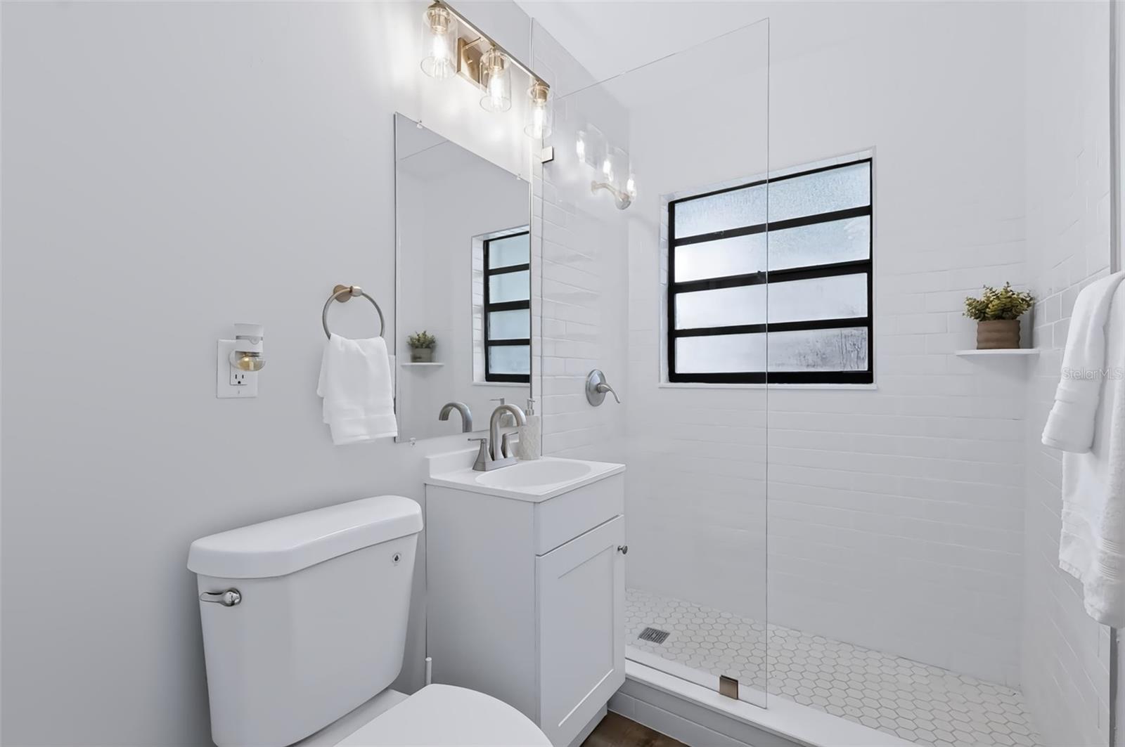 327 Barbara Cir Property Photo 15