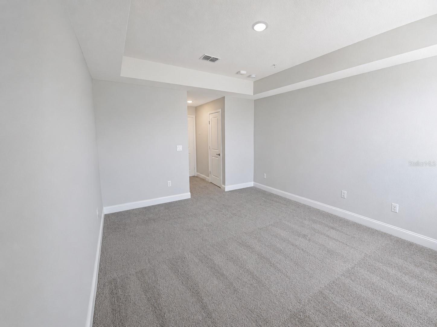 7545 Laureate Blvd #7208 Property Photo 13
