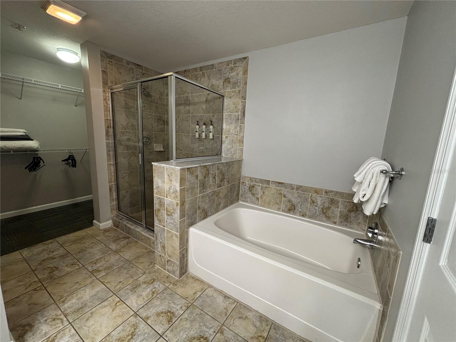 14501 Grove Resort Ave #1420 Property Photo 13