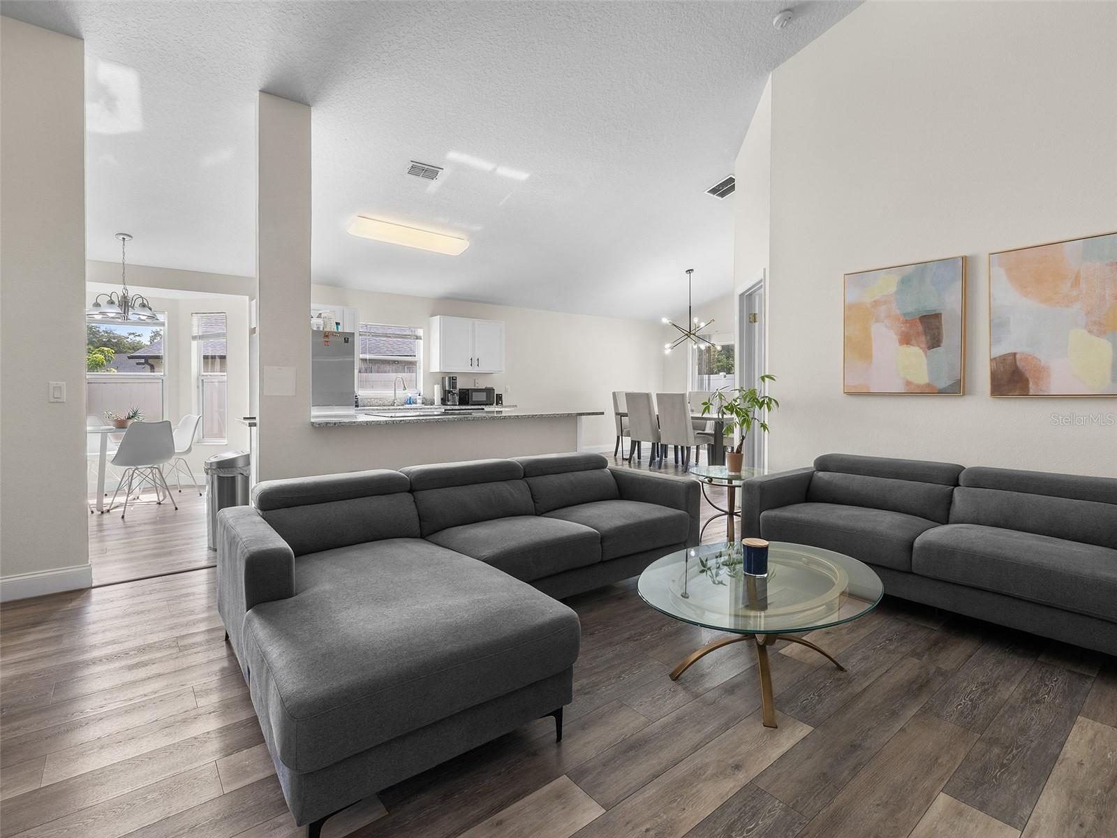 S5156461 Property Photo 4