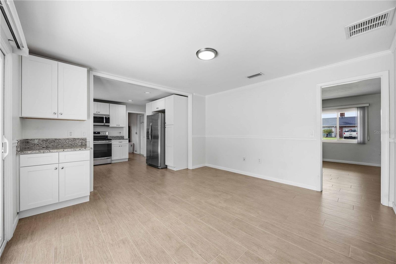 136 Whitman Rd Property Photo 13