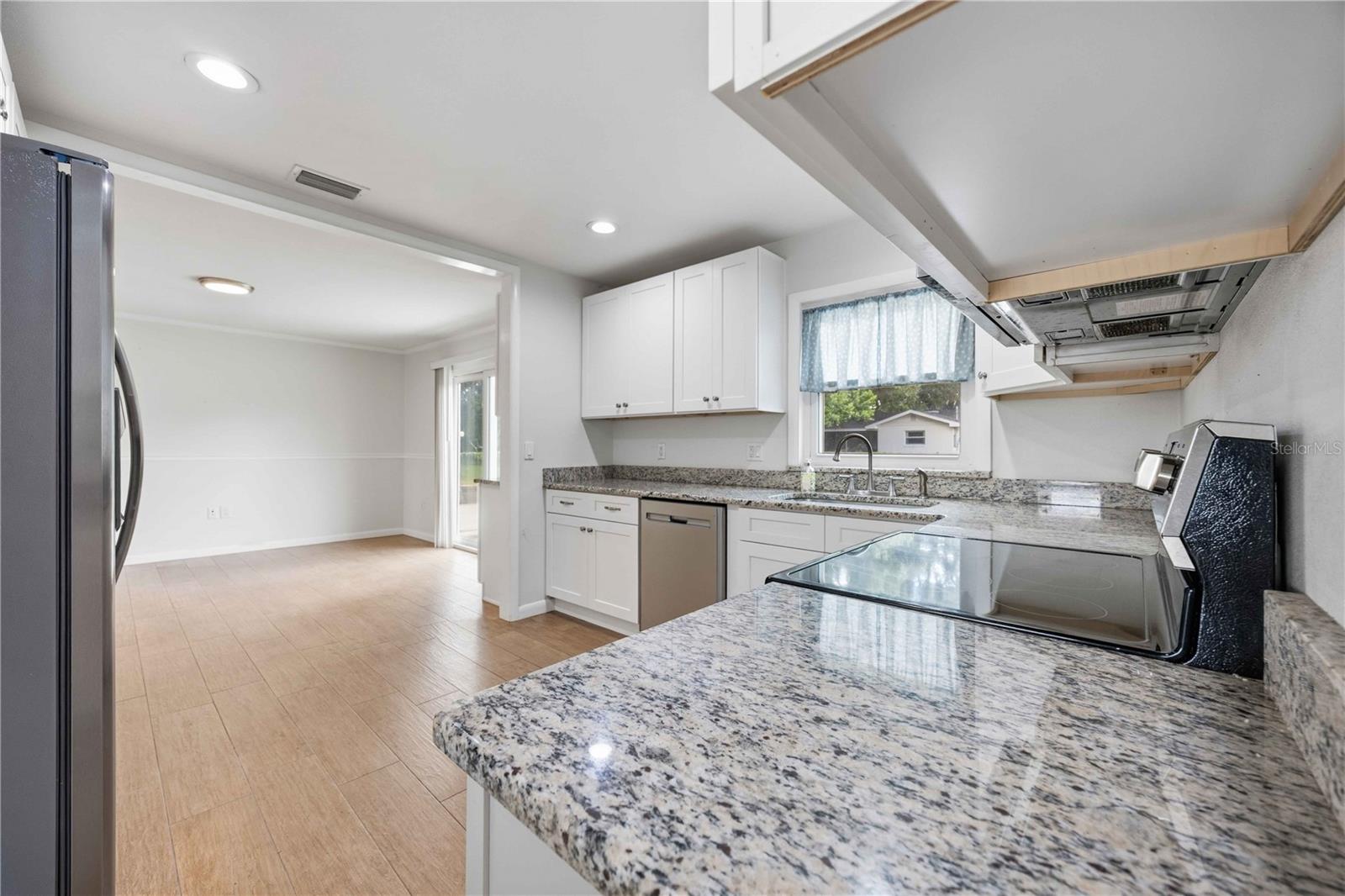 136 Whitman Rd Property Photo 15