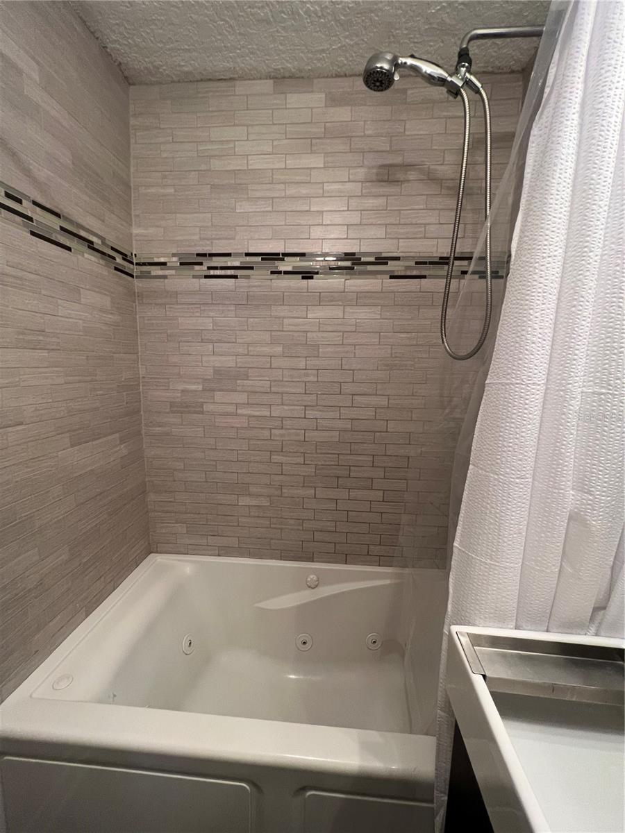 S5156470 Property Photo 25