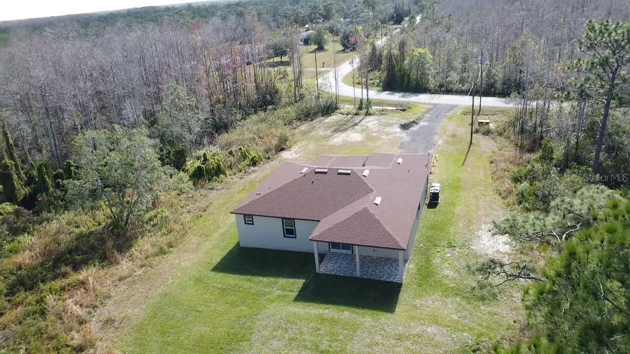 9505 Luna Dr Property Photo 6