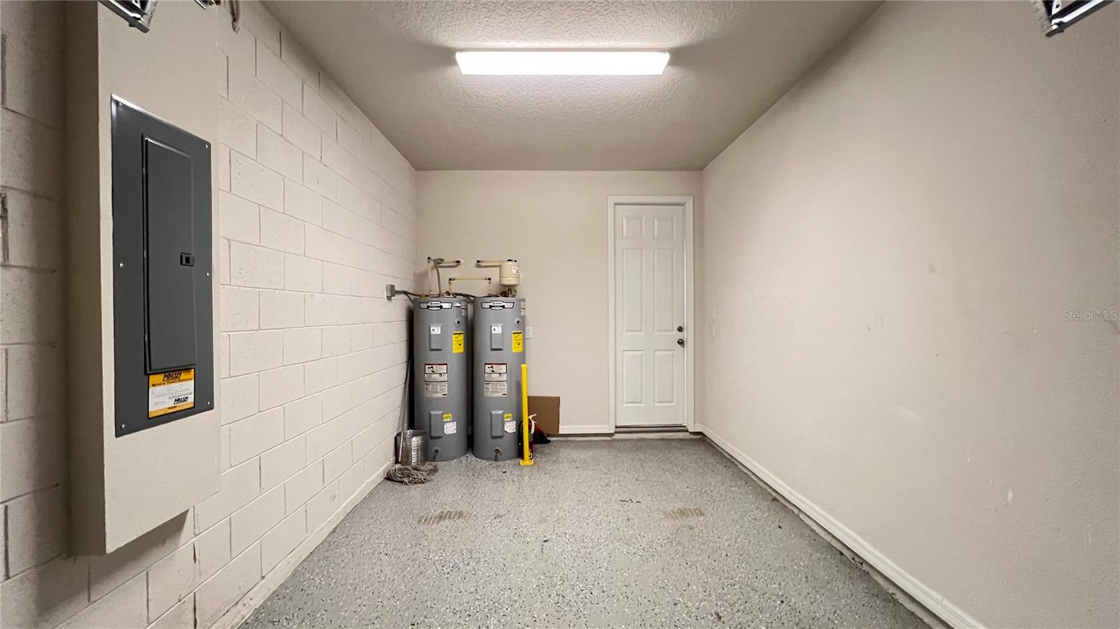 9033 Flamingo Key Way Property Photo 15