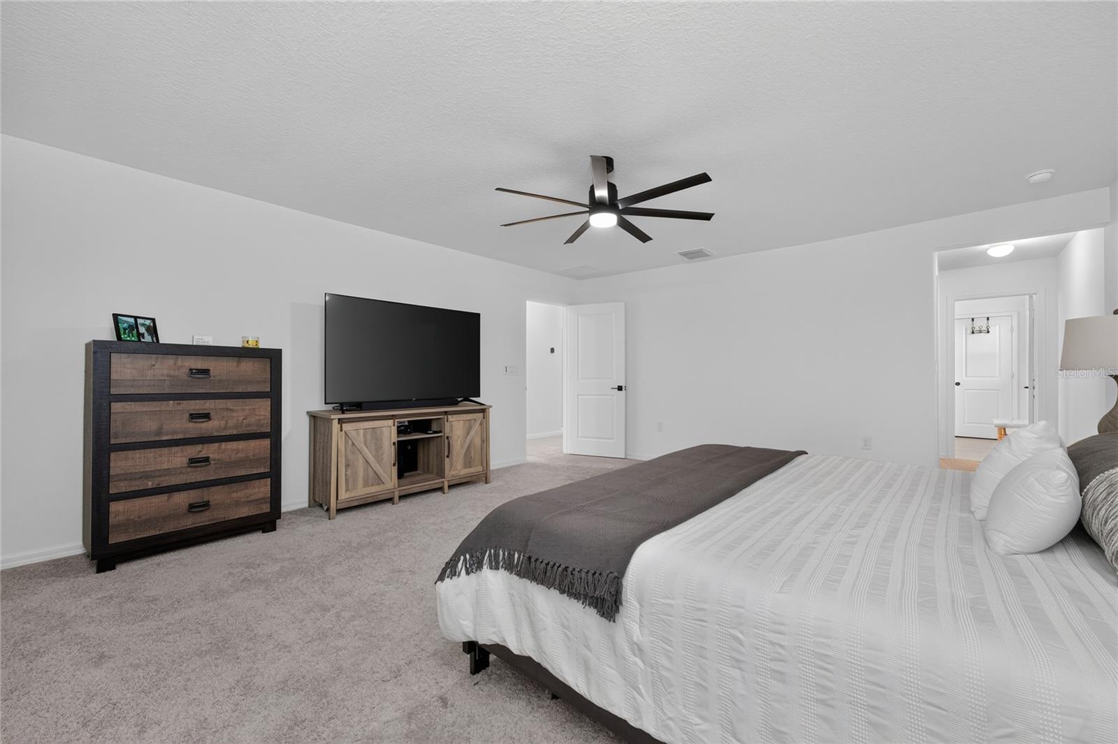 3023 Sanctuary Dr Property Photo 28