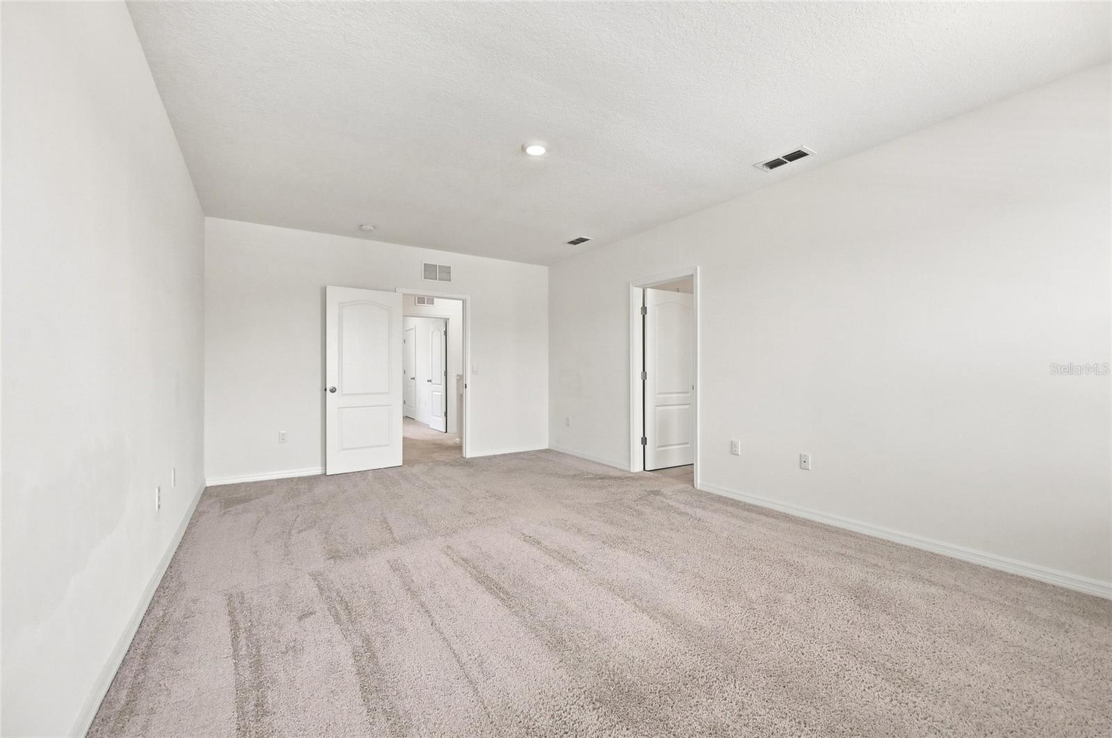 583 Auburn Grove Ter Property Photo 20