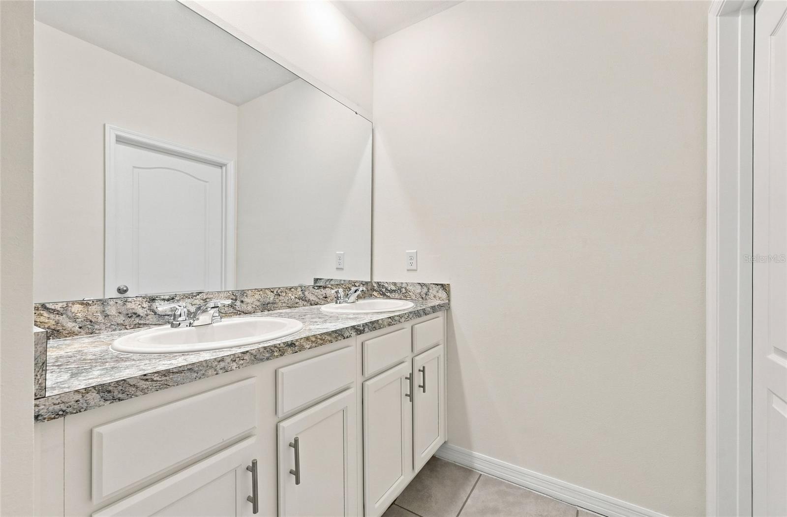 583 Auburn Grove Ter Property Photo 31