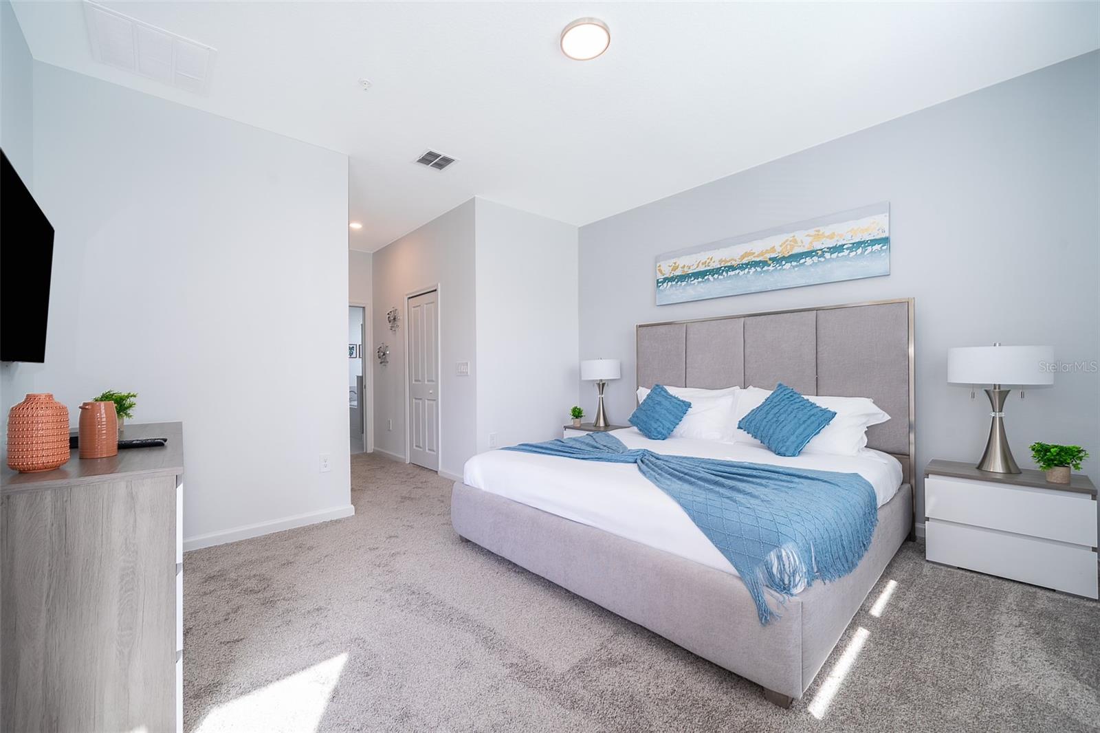 8875 Cabot Cliffs Dr #103 Property Photo 4
