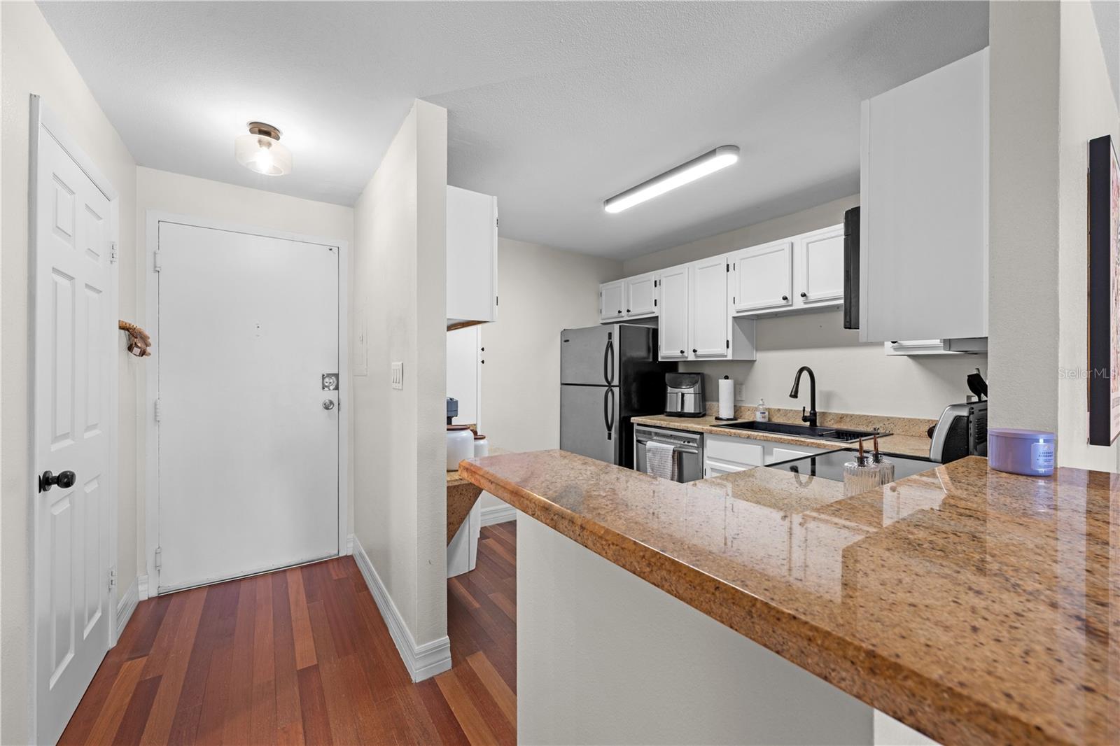 1100 Delaney Ave #f204 Property Photo 10