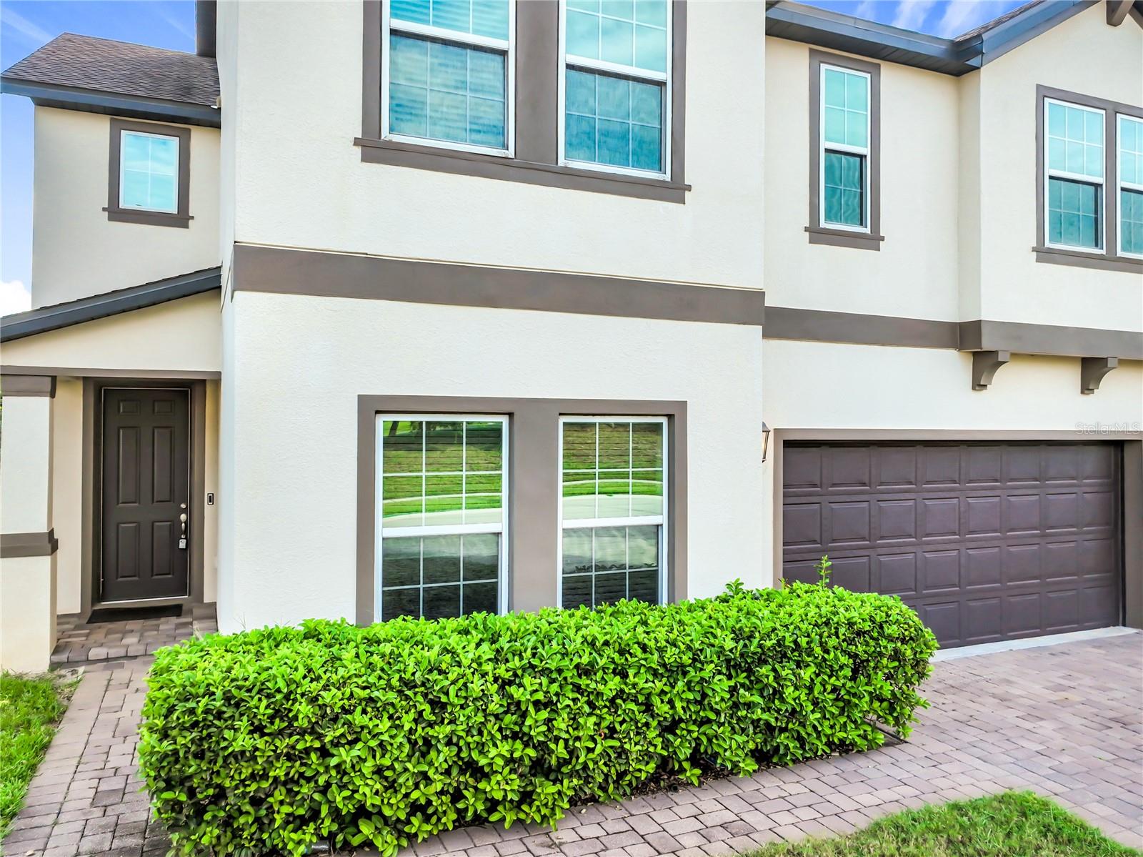 2471 Sky Stone Ct Property Photo 3