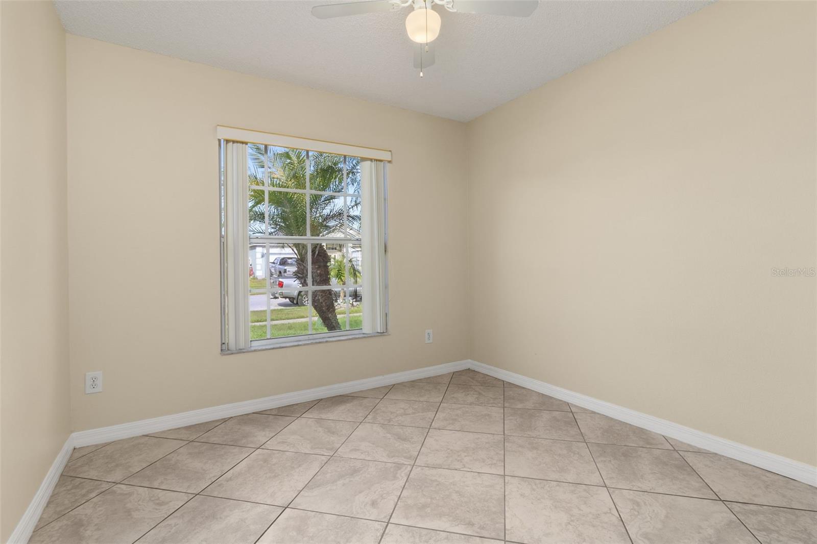 2224 Mallard Creek Cir Property Photo 7