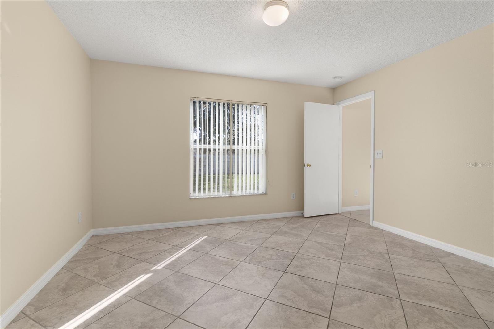 2224 Mallard Creek Cir Property Photo 19
