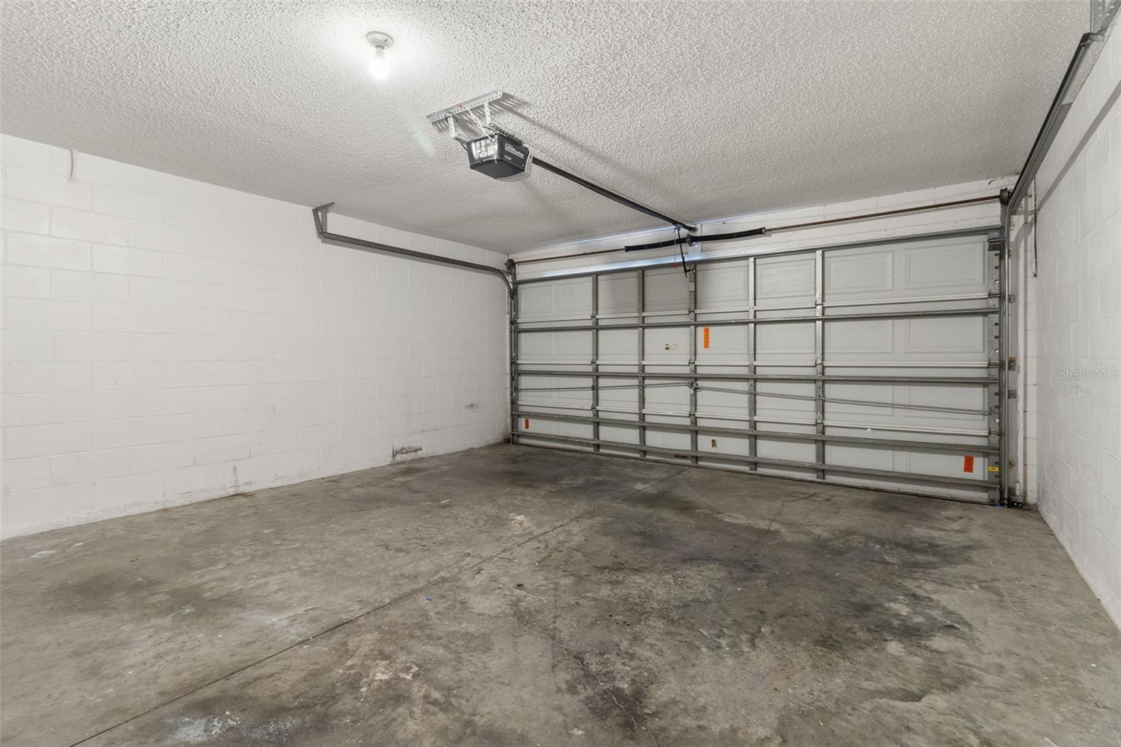 2224 Mallard Creek Cir Property Photo 25