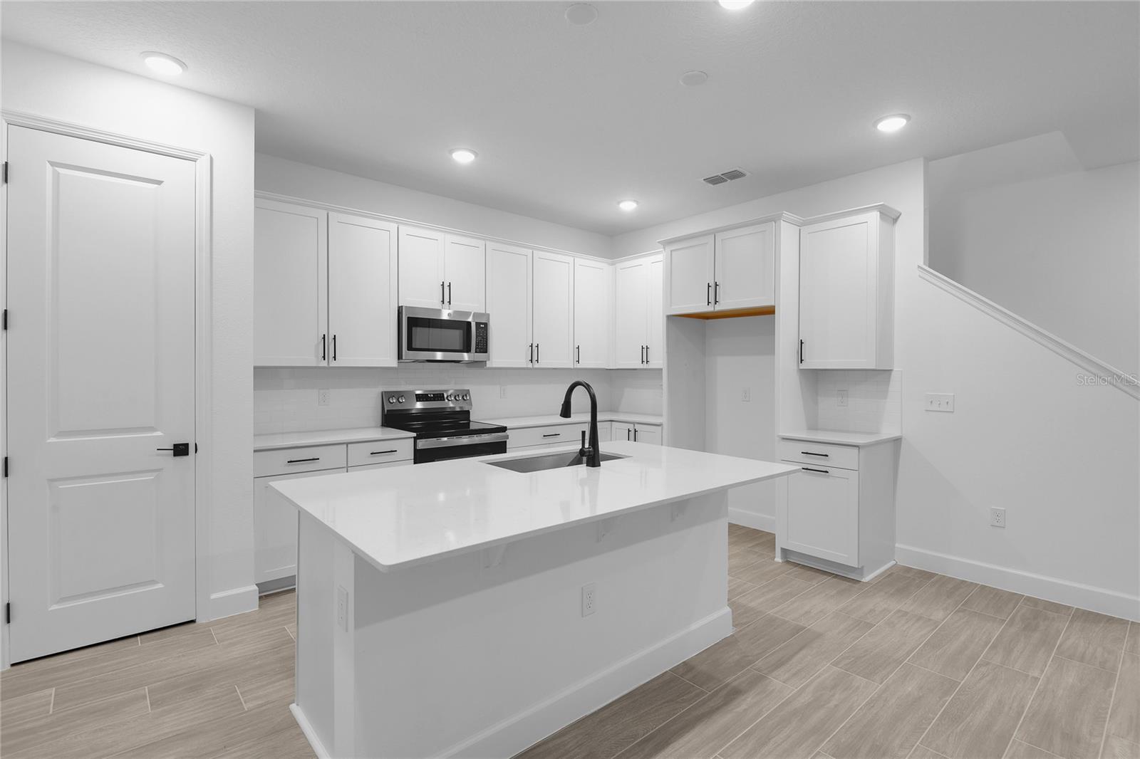 741 Wekiva Ridge Dr Property Photo 8