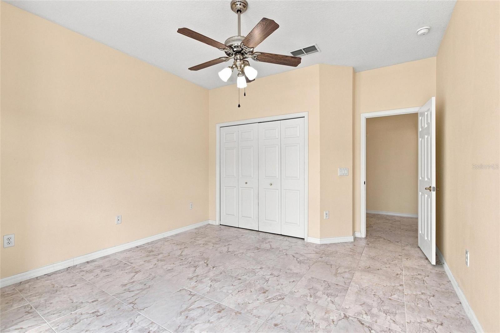140 Moss Ln Property Photo 10