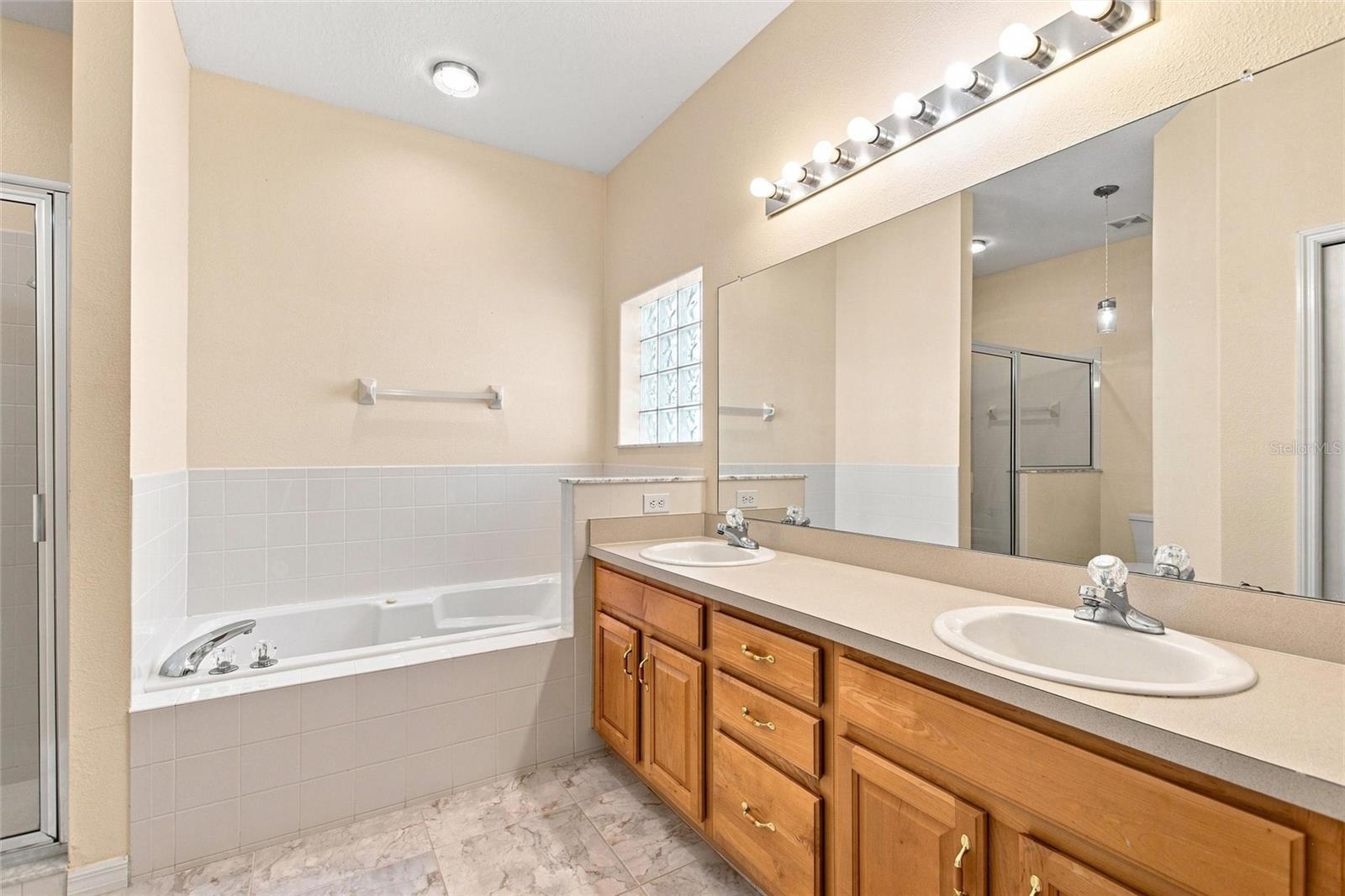 140 Moss Ln Property Photo 30