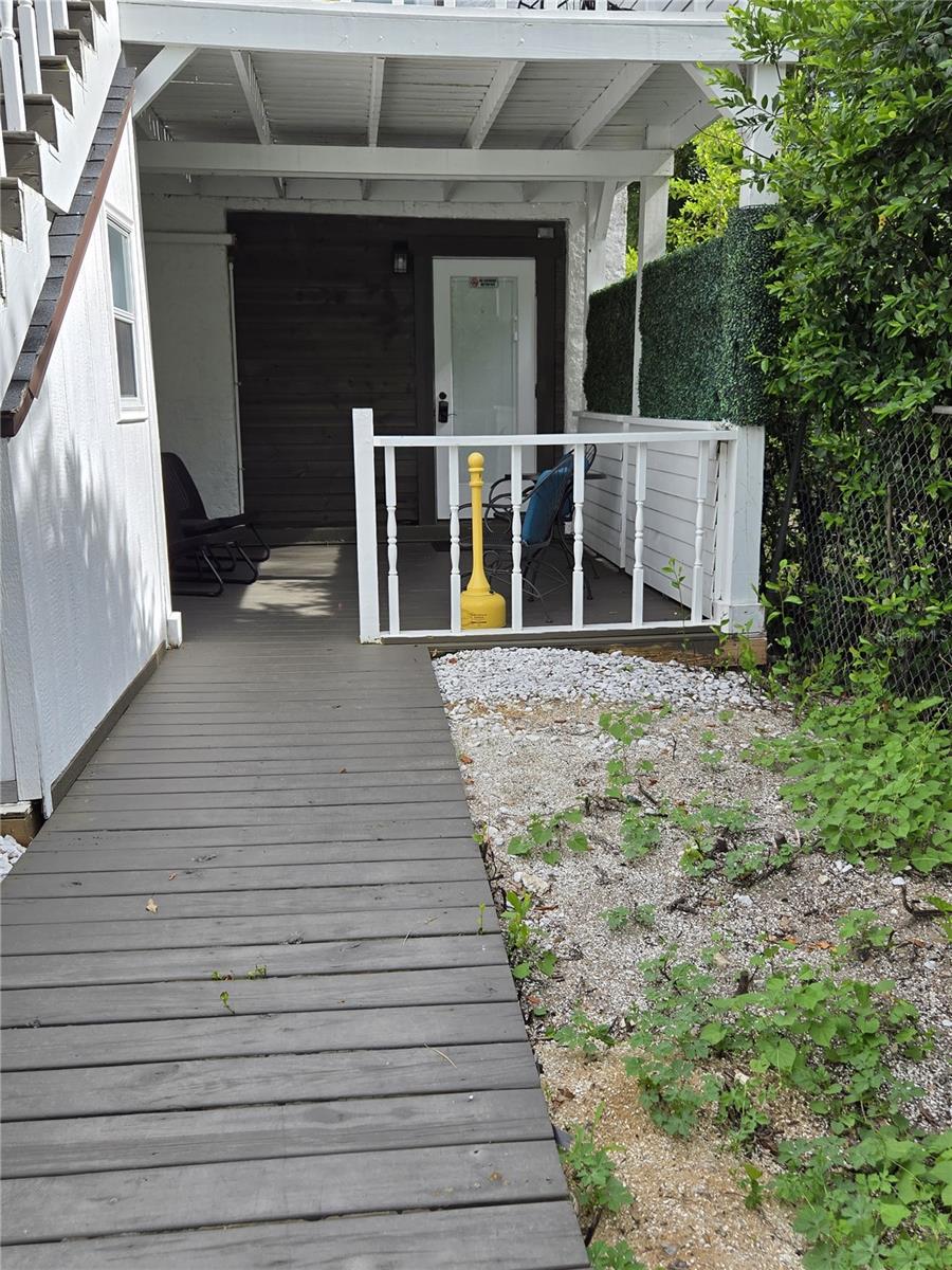 1690 S 10th St #b Property Photo 3