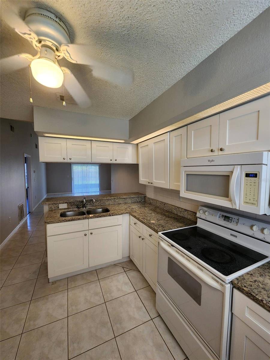 607 Koala Ct Property Photo 16