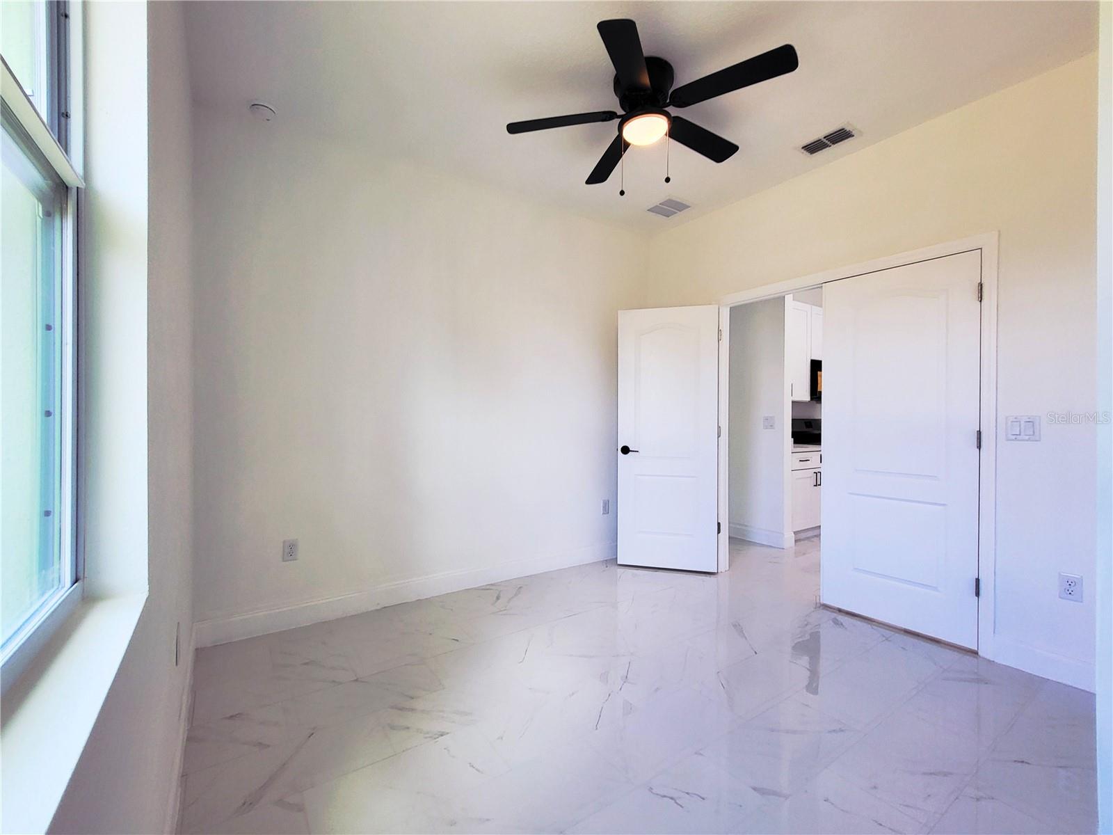 1098 Hammacher Ave Sw Property Photo 16