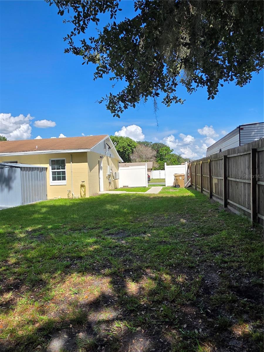 294 Valencia Ave Property Photo 2