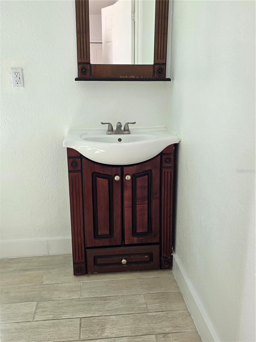 294 Valencia Ave Property Photo 24