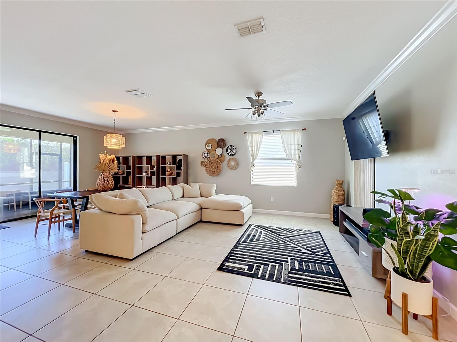 2204 Romanum Dr Property Photo 11