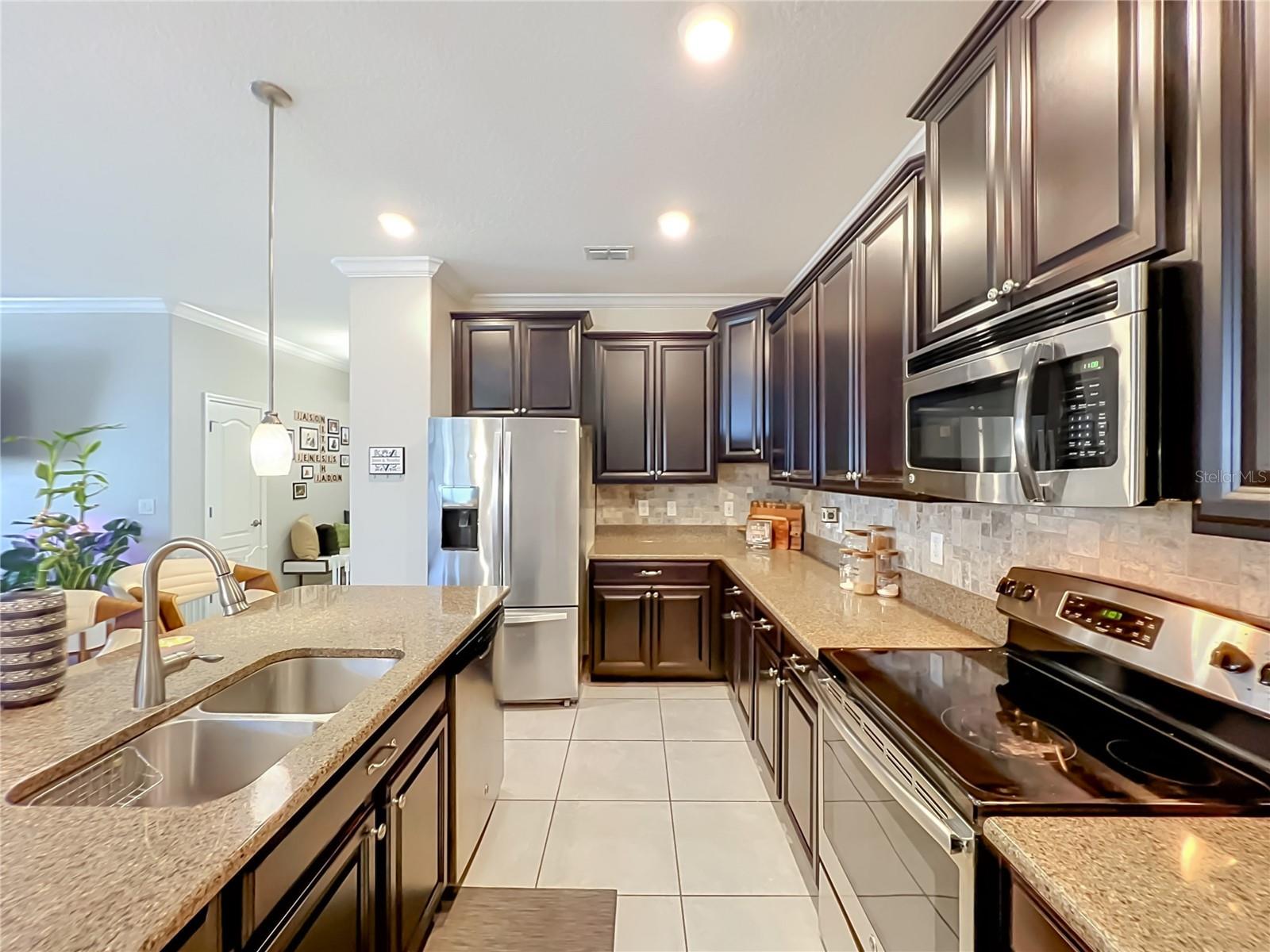 2204 Romanum Dr Property Photo 16