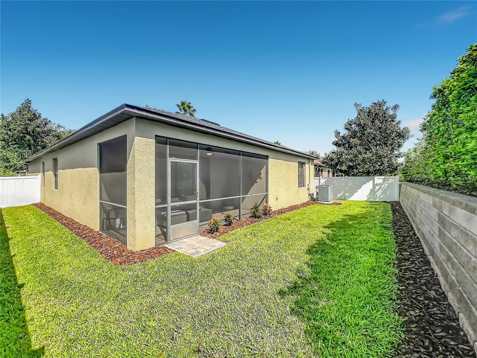 2204 Romanum Dr Property Photo 39