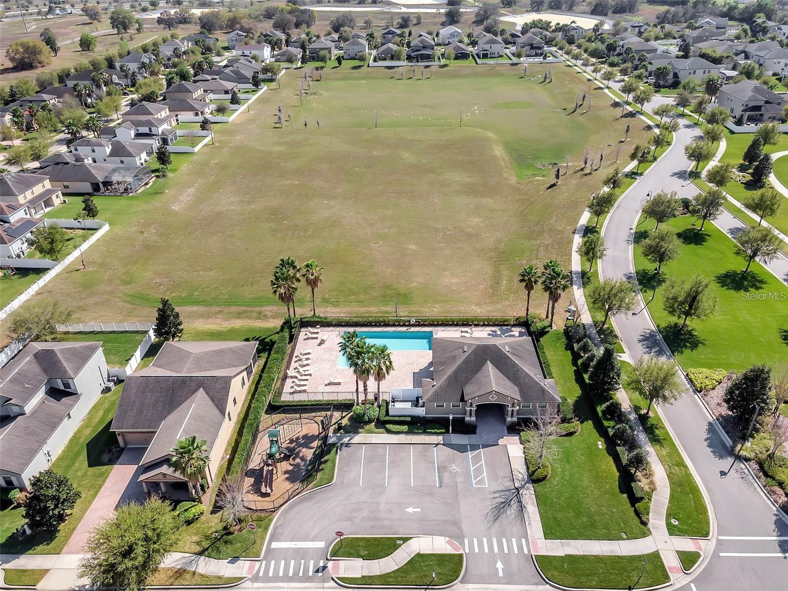 2204 Romanum Dr Property Photo 48