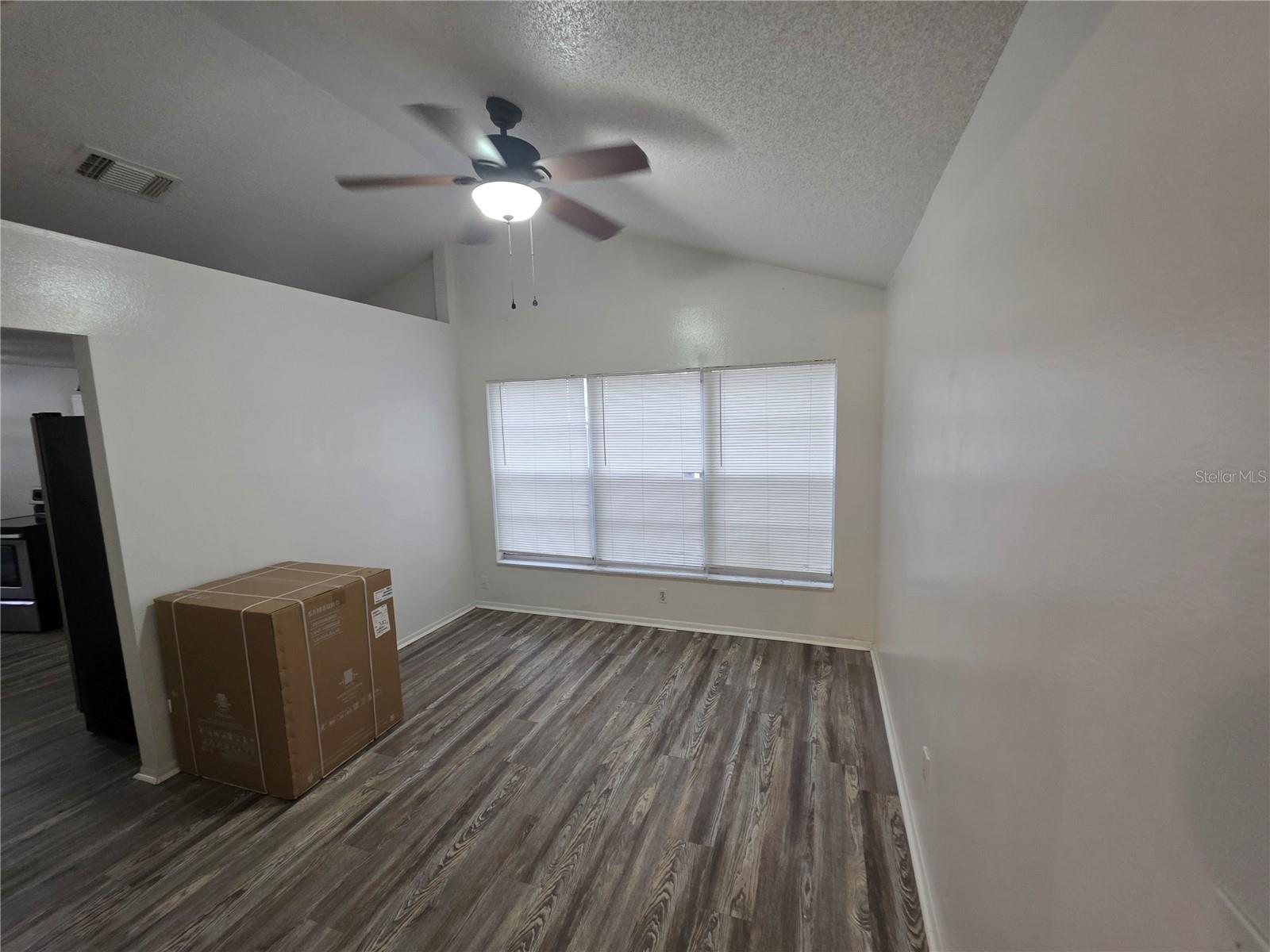 6416 Lake Horseshoe Dr Property Photo 8