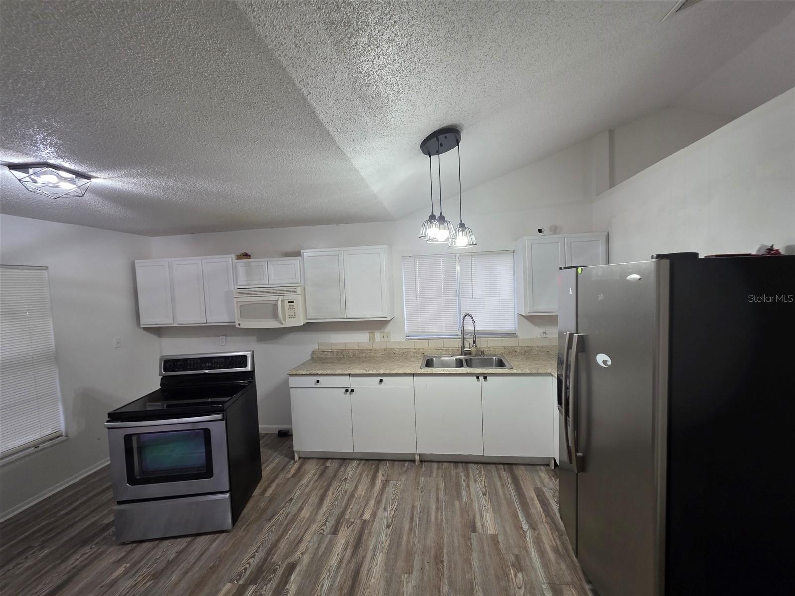 6416 Lake Horseshoe Dr Property Photo 10