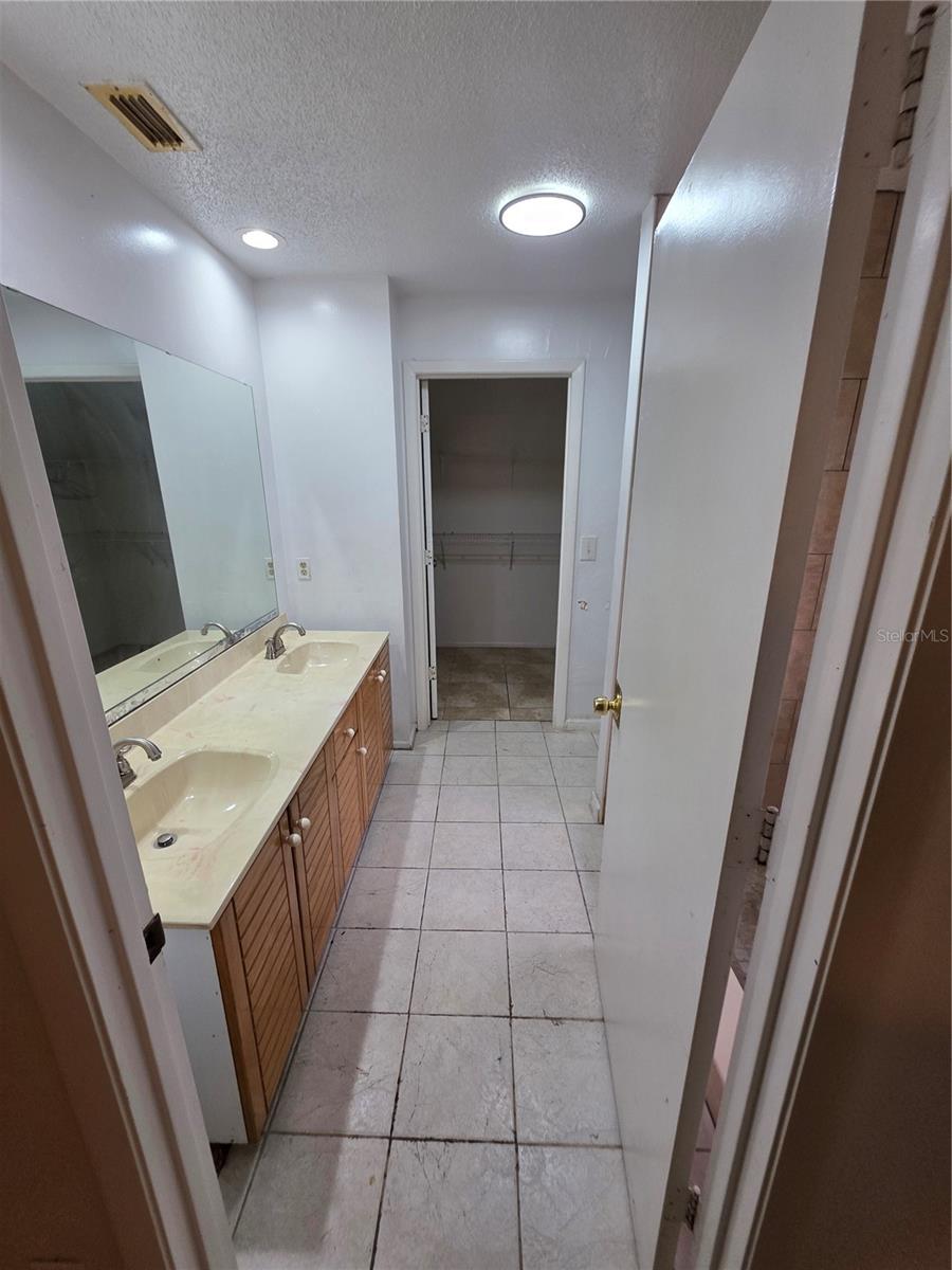 6416 Lake Horseshoe Dr Property Photo 22