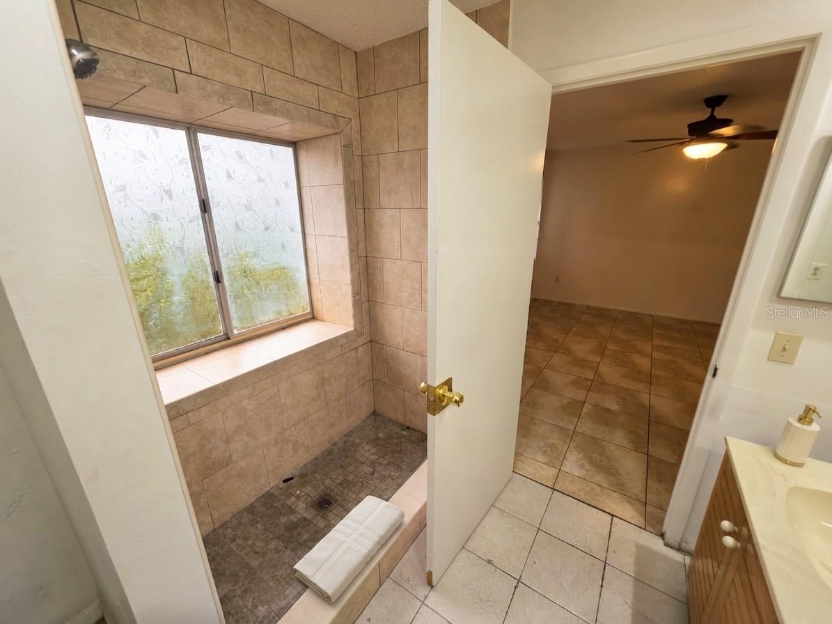 6416 Lake Horseshoe Dr Property Photo 24