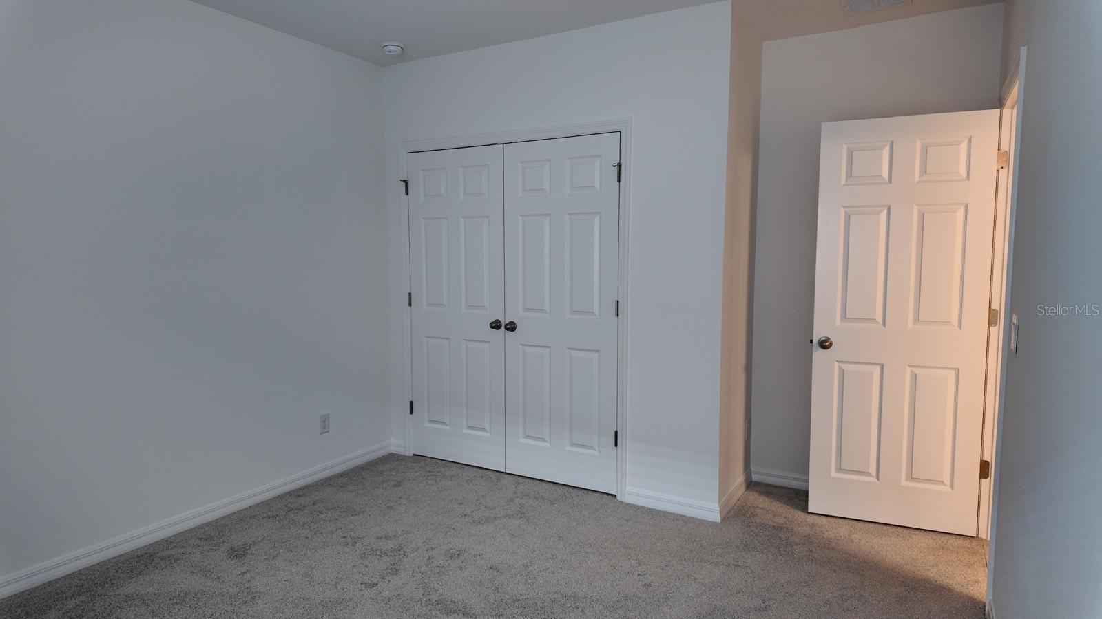 4272 Deleon St Property Photo 5
