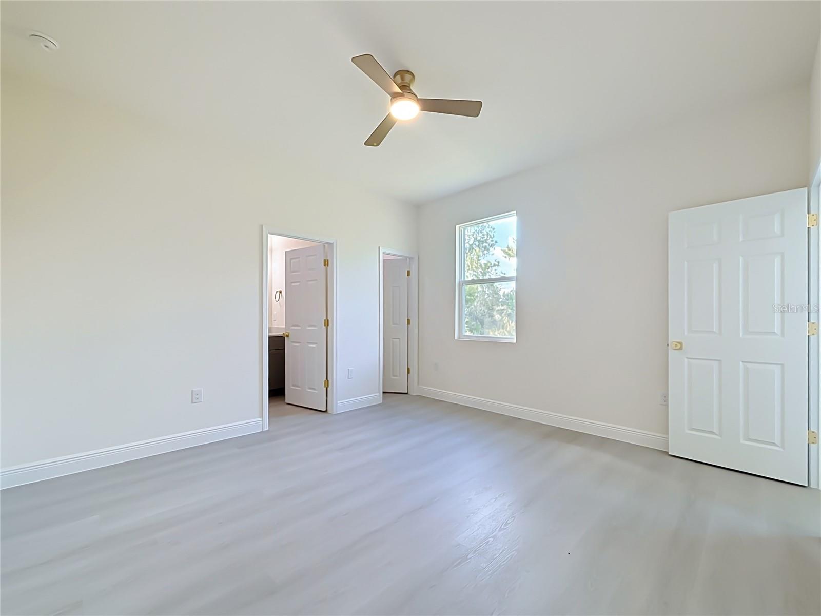 324 Condor Ave Property Photo 32