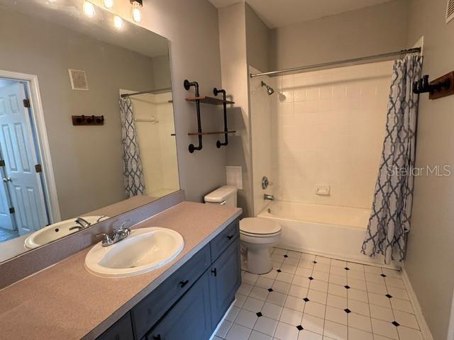 527 Water St Property Photo 14