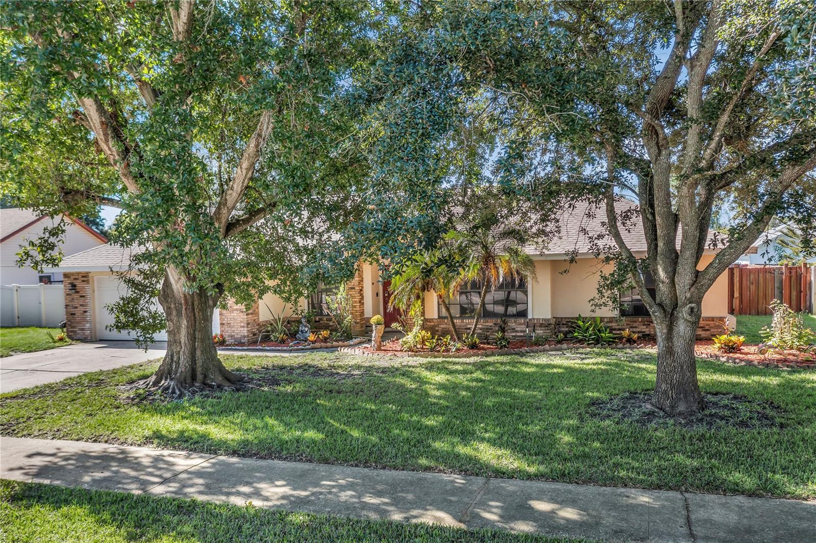 1553 Spring Ridge Cir Property Photo 4