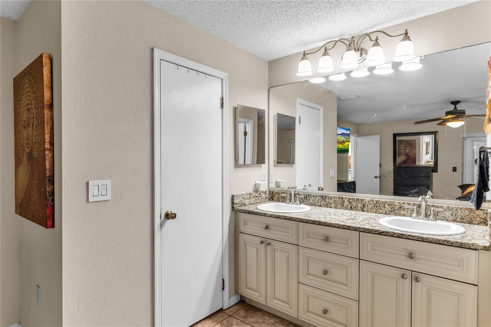 1553 Spring Ridge Cir Property Photo 24