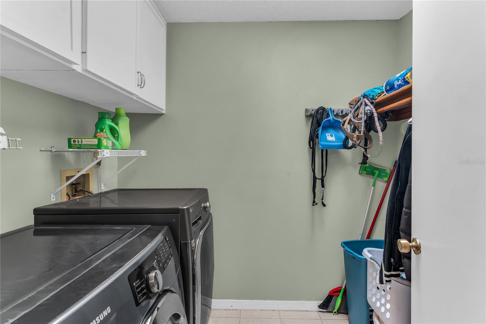 1553 Spring Ridge Cir Property Photo 33