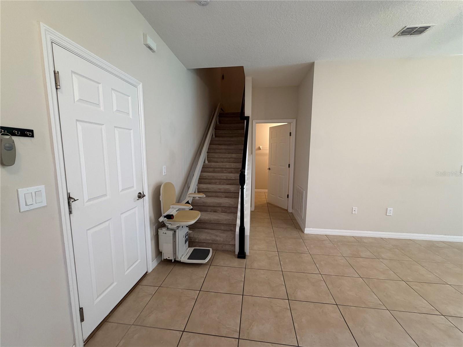 2432 Seven Oaks Dr Property Photo 16