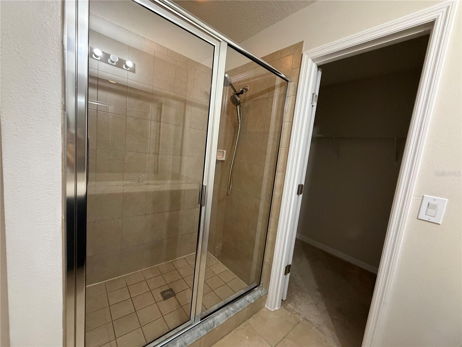2432 Seven Oaks Dr Property Photo 21