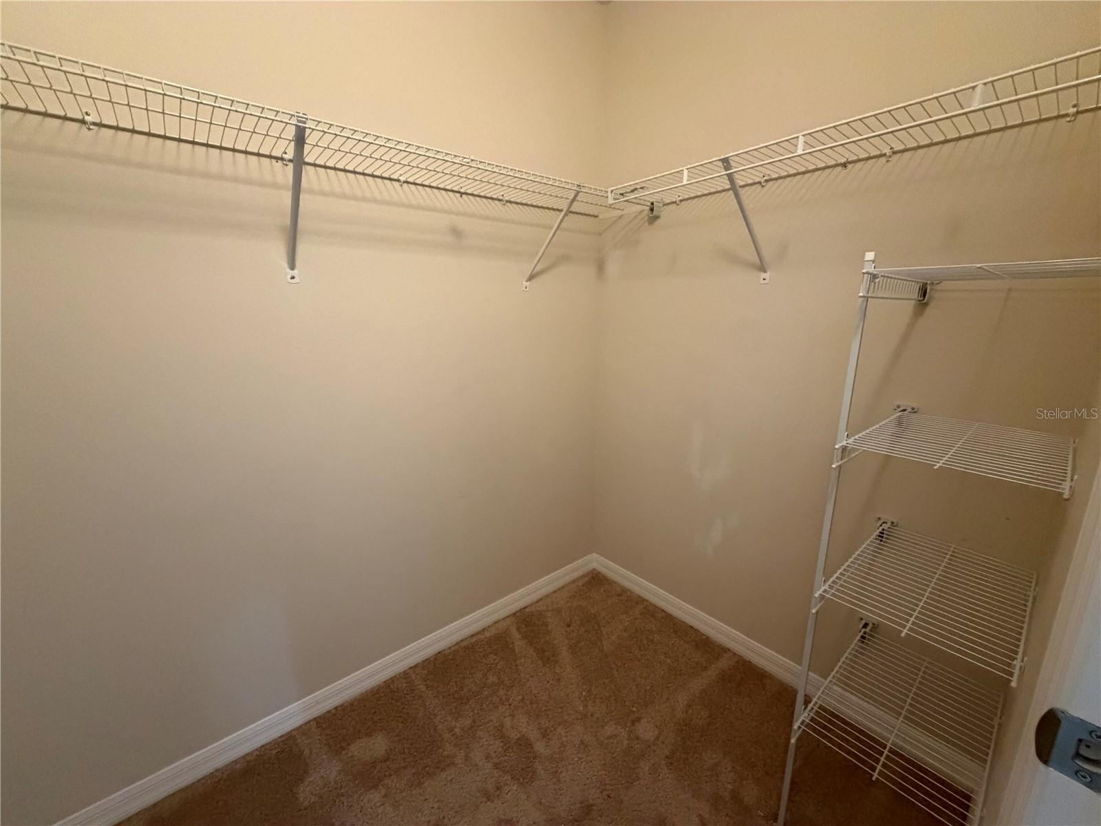 2432 Seven Oaks Dr Property Photo 22