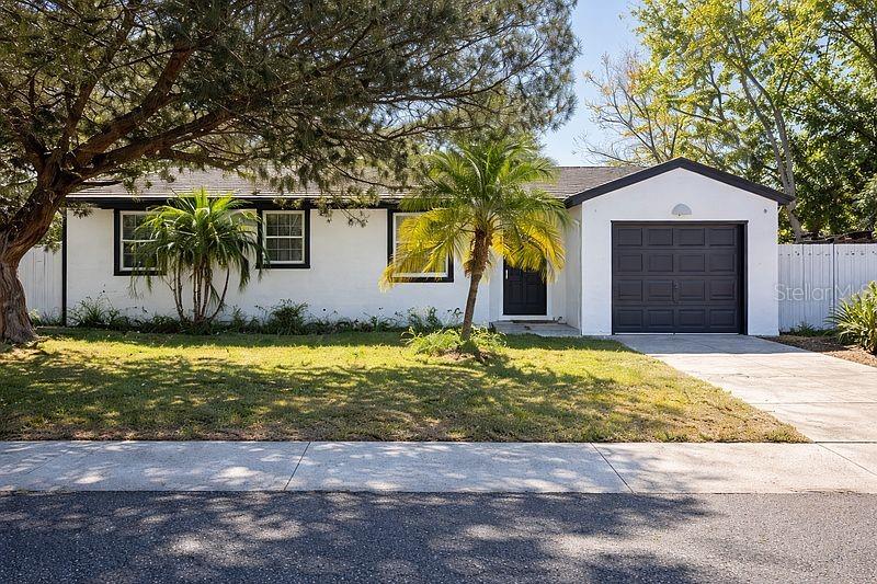 640 Jasmine Rd Property Photo 1