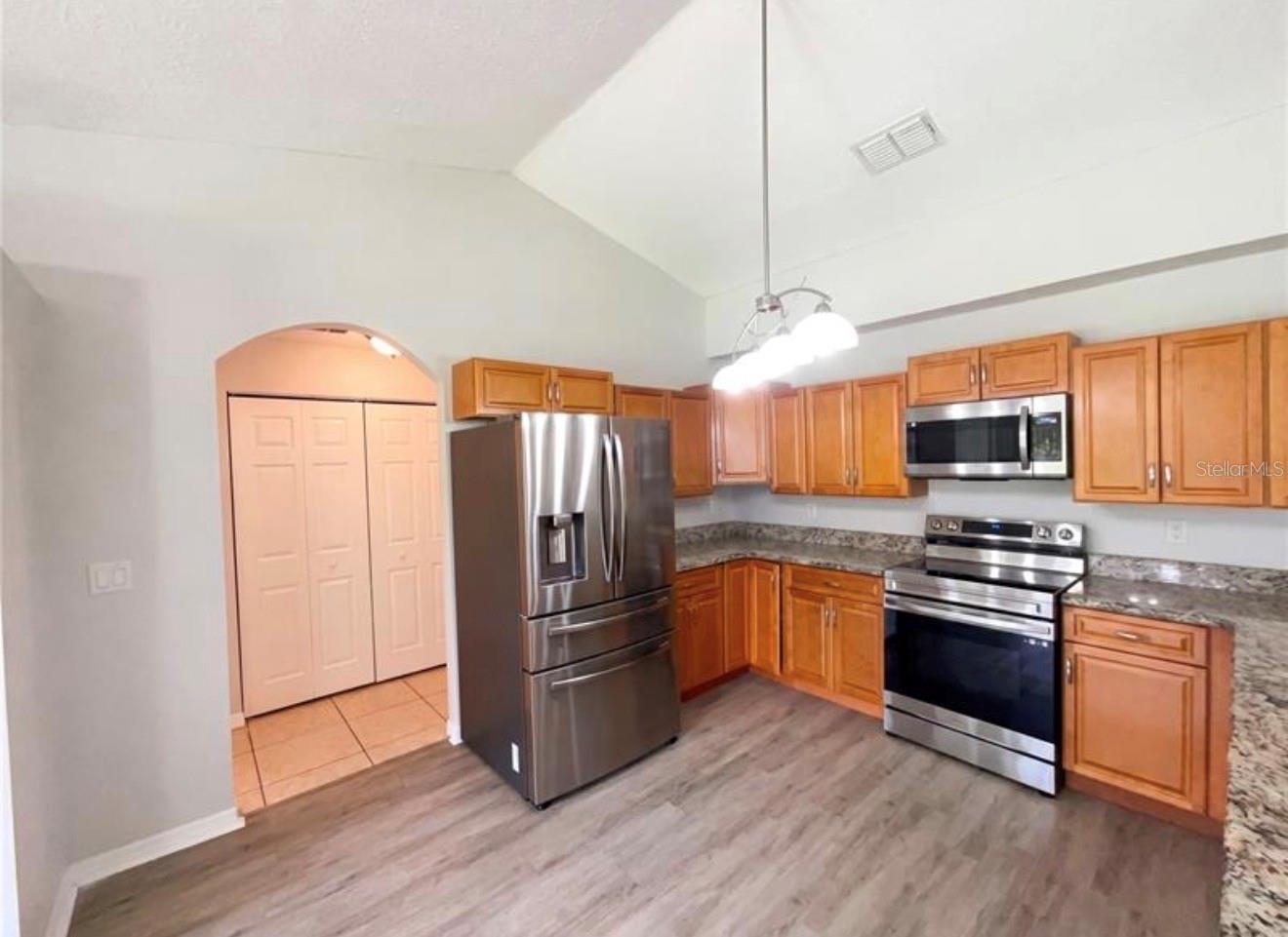 1801 Missouri Ave Property Photo 5